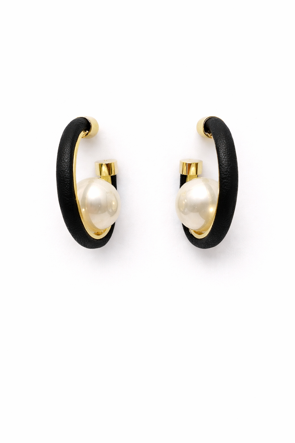 Back Hoop Pearl