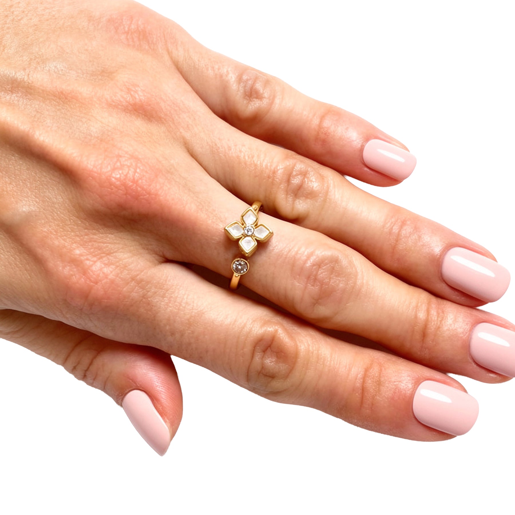 LUMI Quatrefoil Ring styled view