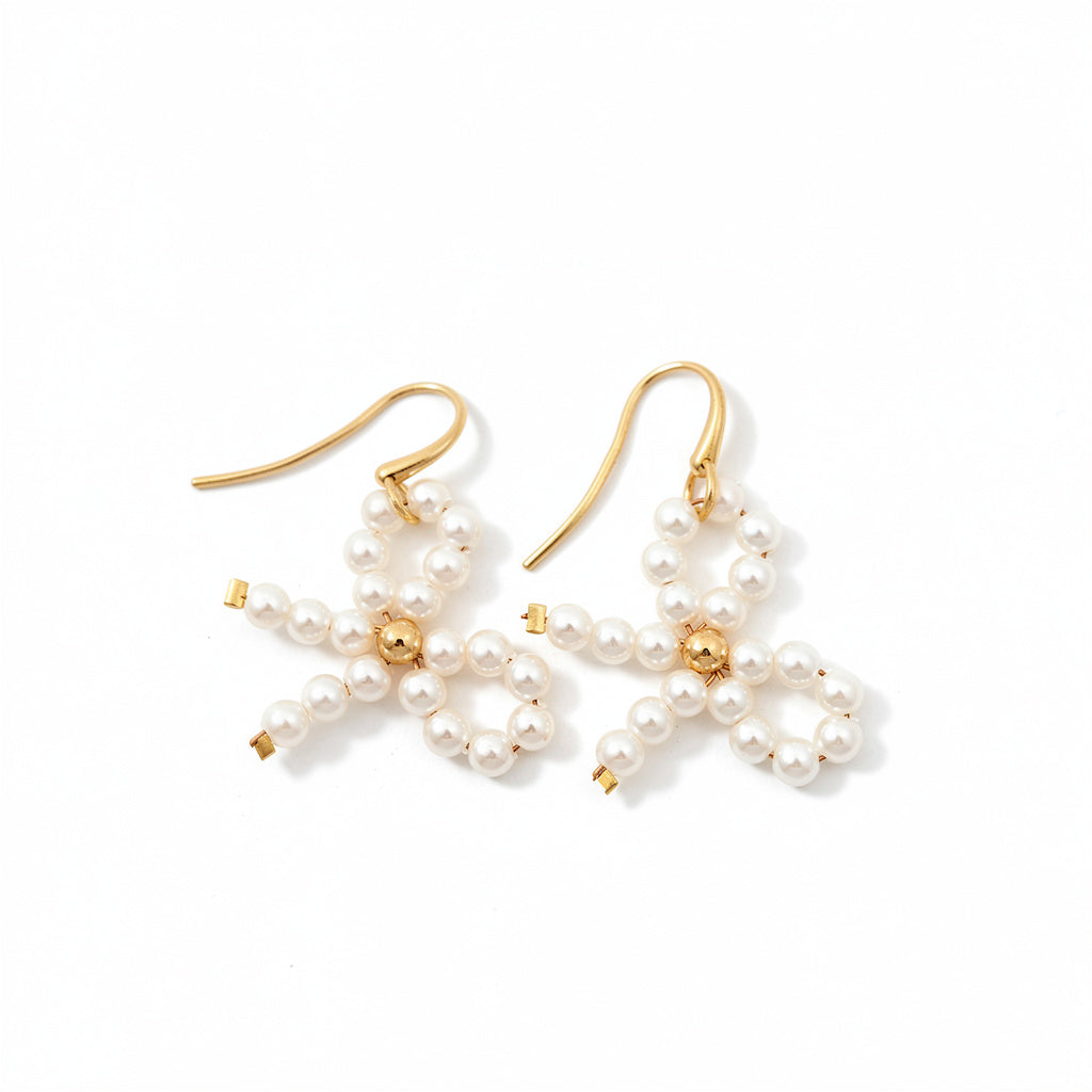 Ivory Pearl Bow Earring