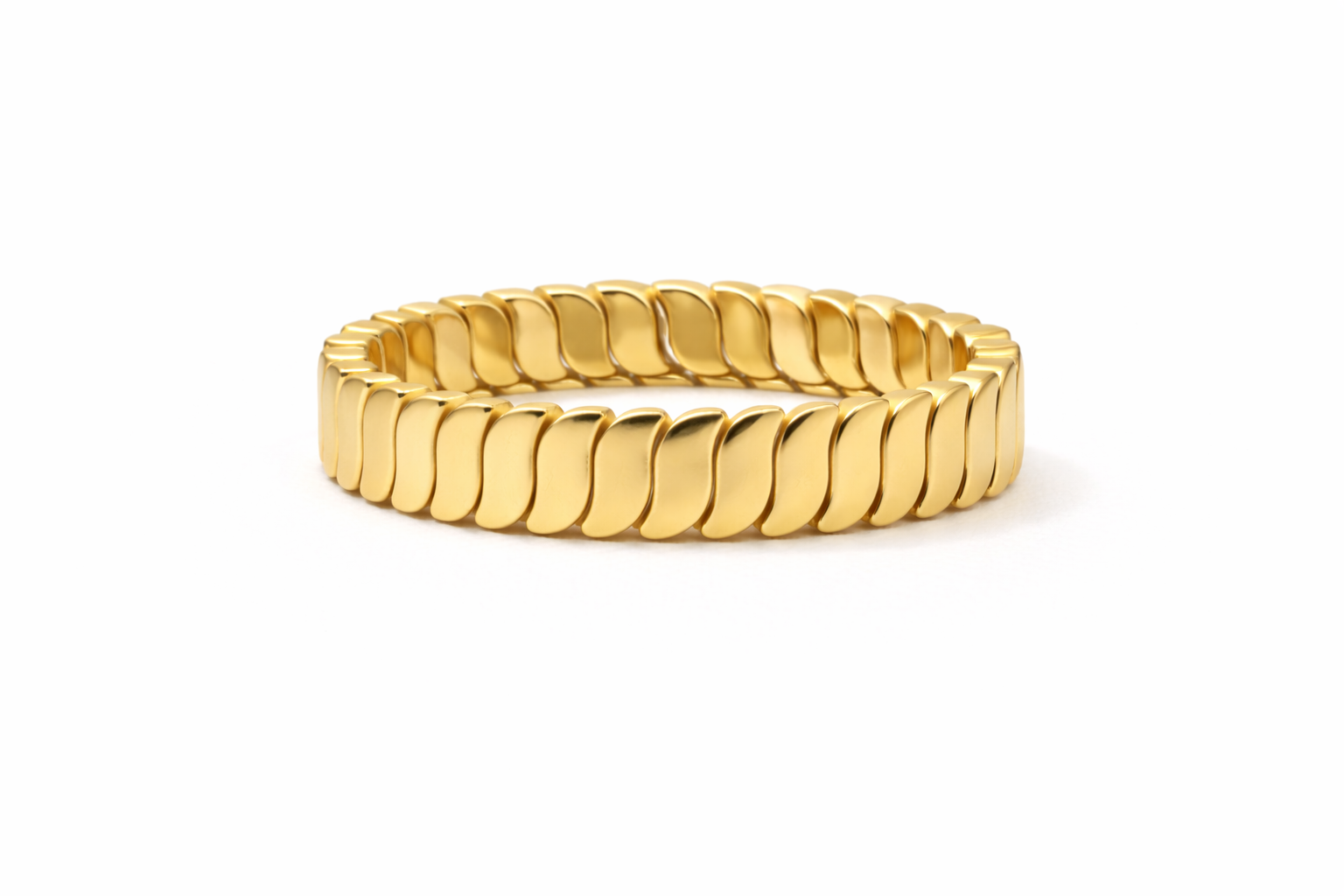Luxe Scale Bracelet - Golden Color