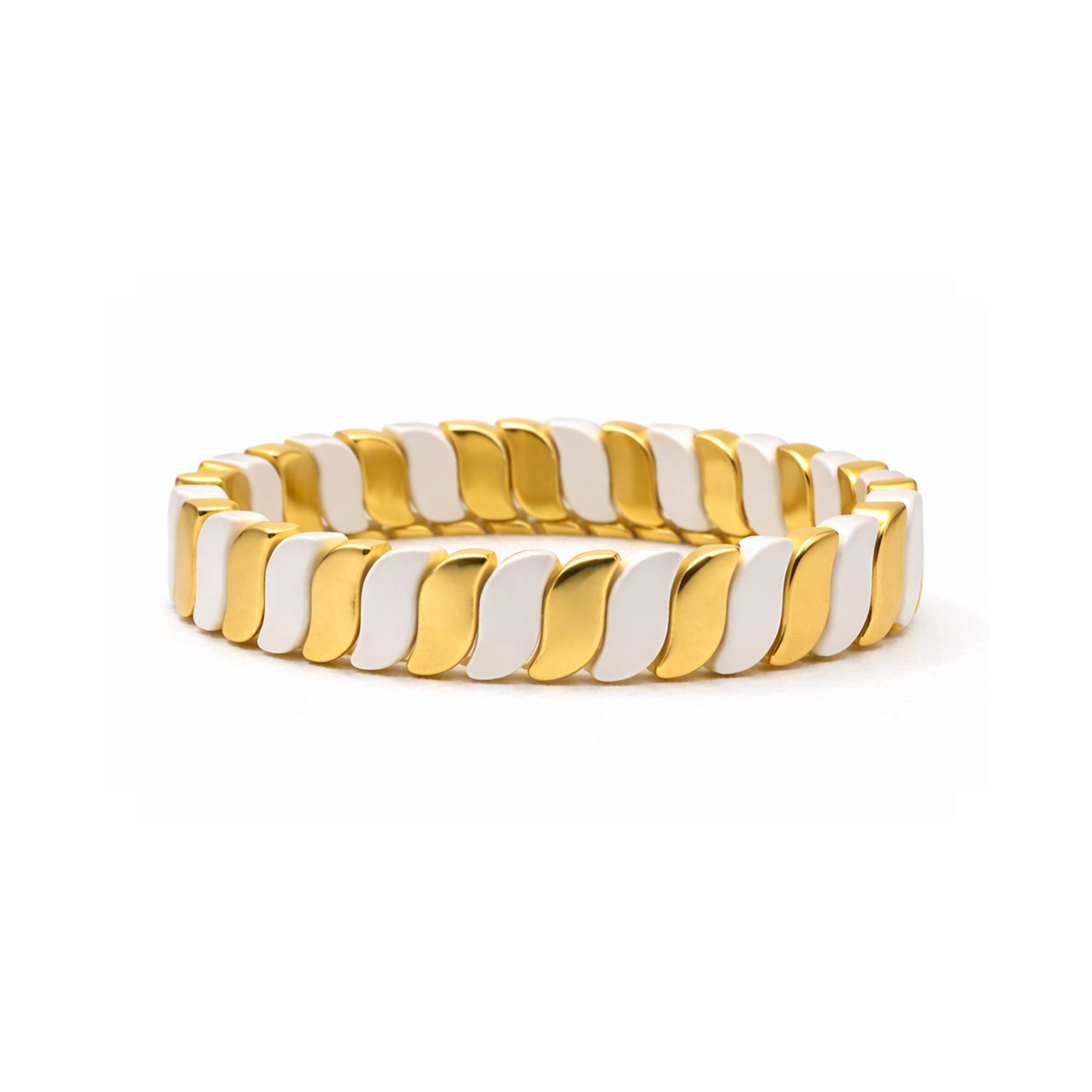 LUMI Luxe Scale Bracelet - White and Golden with a scale-like pattern in white and golden tones