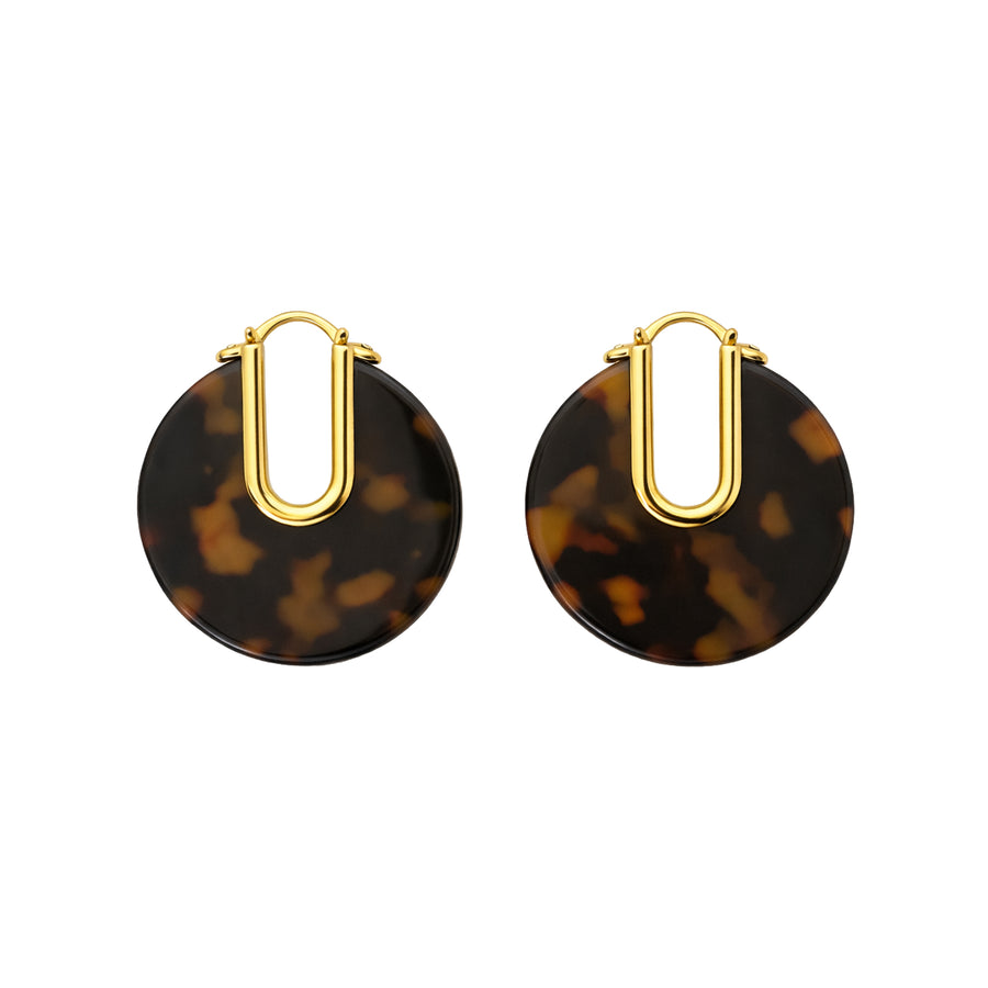LUMI Tortoise Disc Earring with a tortoiseshell-effect disc drop shape