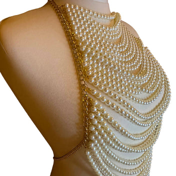 Close-up of the Aurelia pearl body top, ivory pearl layers and gold-tone chain